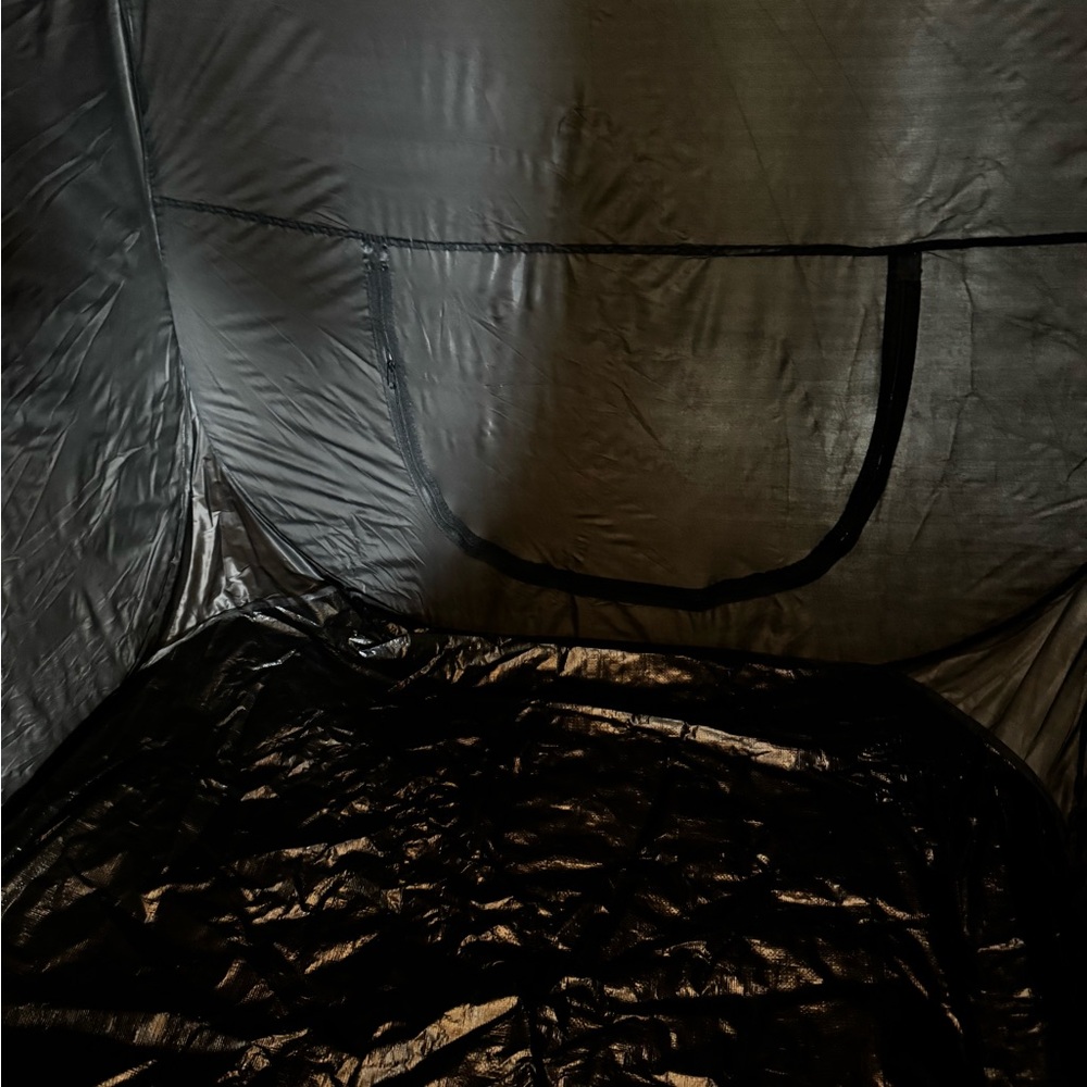 Mobile Spray Tanning Pop Up Tent - Picture 9 of 9